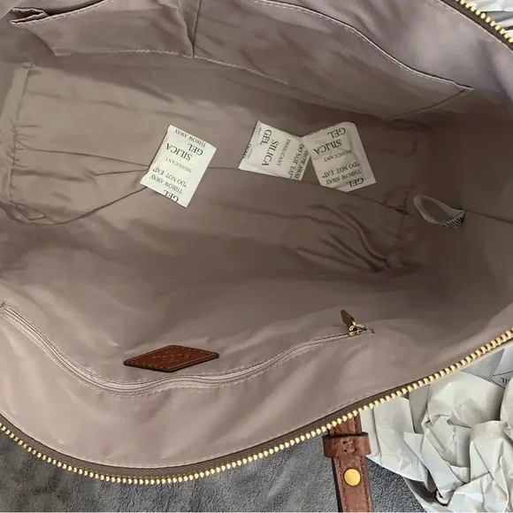 Fossil Leather Rachel Tote in Graystone - Picture 14 of 16